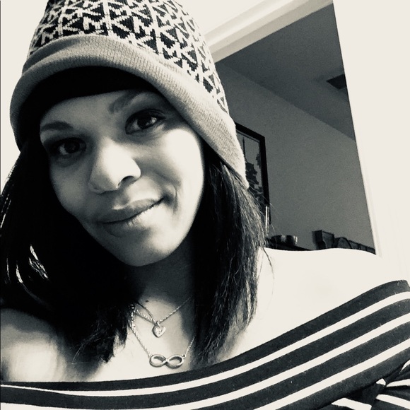 Meet your Posher, AJAllDay - Picture 1 of 8